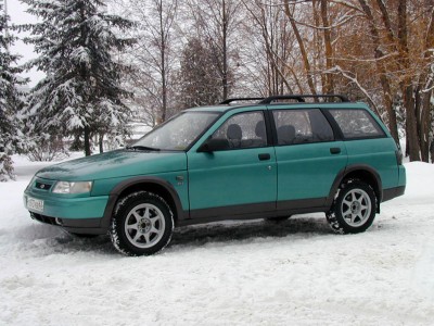VAZ_2111.jpg